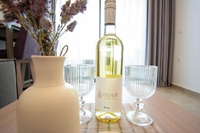 Ebenus Suites by Checkin