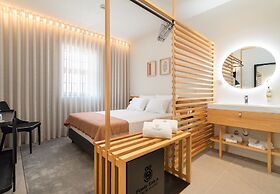 FONTE SANTA Manor House