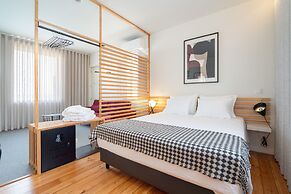 FONTE SANTA Manor House