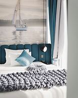 Aurel Coast