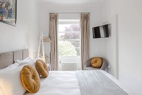 4 Berkeley Sq - YourApartment