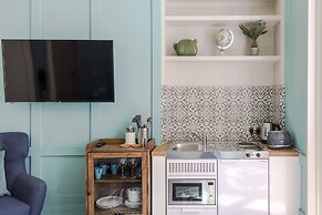 4 Berkeley Sq - YourApartment