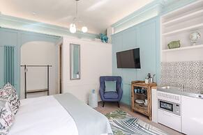 4 Berkeley Sq - YourApartment