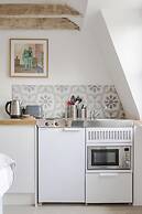 4 Berkeley Sq - YourApartment