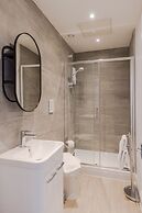 4 Berkeley Sq - YourApartment