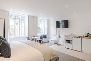 4 Berkeley Sq - YourApartment