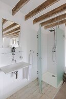 4 Berkeley Sq - YourApartment