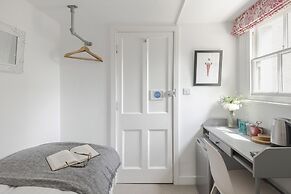 4 Berkeley Sq - YourApartment
