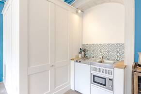 4 Berkeley Sq - YourApartment