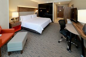 Holiday Inn Hotel and Suites Mexico Felipe Angeles Airport by IHG