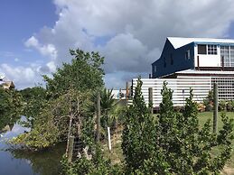 The BNB on Triggerfish Close to the airport