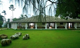 Parisons Plantation Experiences by Abad