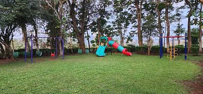 Parisons Plantation Experiences by Abad