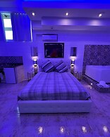 GianLuis Luxury Suites