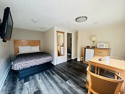 Borden Inn & Suites