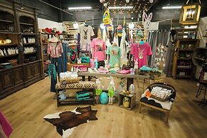 The Cactus Cove Inn and Suites