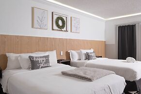 The Cactus Cove Inn and Suites