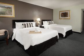 The Cactus Cove Inn and Suites