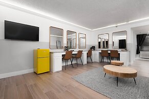 The Cactus Cove Inn and Suites