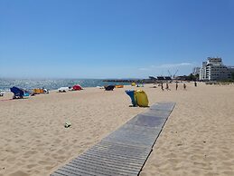T1 Varandas Forte Piscina Ar Cond Garagem