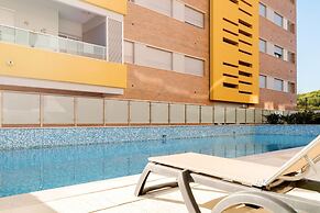 T1 Varandas Forte Piscina Ar Cond Garagem
