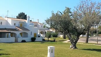 V2 Aldeia do Golf FAM LIA BBQ Piscina Golf