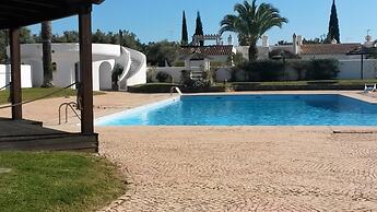 V2 Aldeia do Golf FAM LIA BBQ Piscina Golf