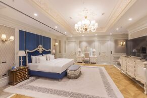 Lia by Minyoun Stars of Ulugbek