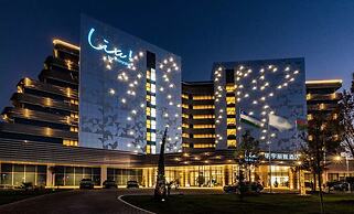 Lia by Minyoun Stars of Ulugbek