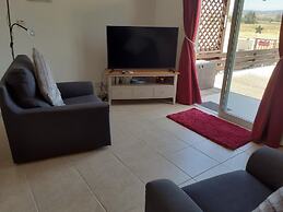 Beautiful 2-bed House in Mandria, Paphos