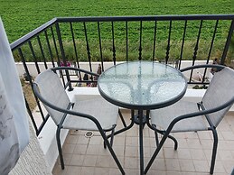 Beautiful 2-bed House in Mandria, Paphos