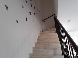 Beautiful 2-bed House in Mandria, Paphos