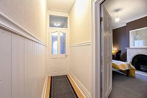Captivating 5-bed House in Horwich Bolton