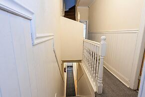 Captivating 5-bed House in Horwich Bolton