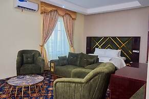 Deja Vu Hotel and Suites