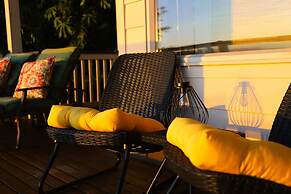 Stunning House with Views of Puget Sound Ideal for Family Reunions