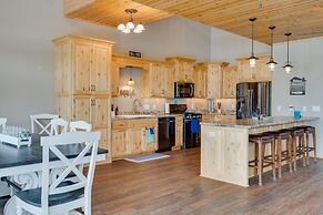 Moonlight Cove - Lakeside Lodge