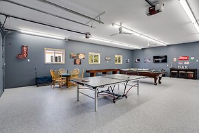 Moonlight Cove - Lakeside Lodge