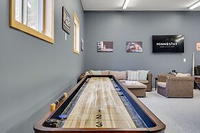 Moonlight Cove - Lakeside Lodge