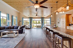 Moonlight Cove - Lakeside Lodge