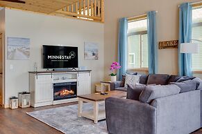Moonlight Cove - Lakeside Lodge