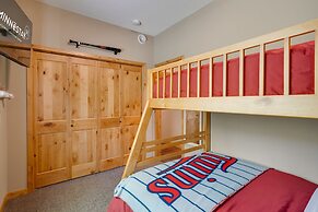 Moonlight Cove - Lakeside Lodge