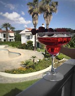 Minimal Resort & Pool in Siviri, 150m From the Sea