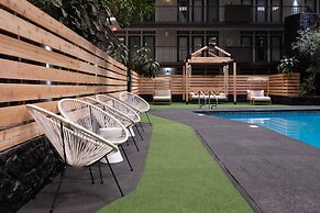 The Westerner - Extended Stay