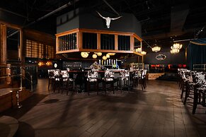 The Westerner - Extended Stay