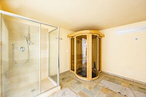 Pool Villa Angela Whirlpool