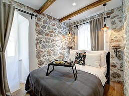 History House Moja Ti 1830
