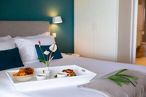 Eden Roc Villas