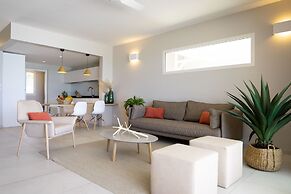 Eden Roc Villas