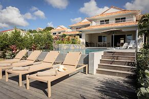 Eden Roc Villas
